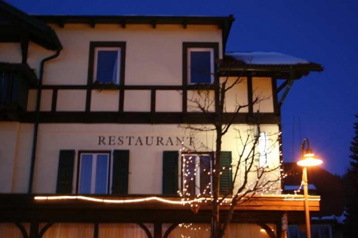 Krumpendorferhof Buitenkant foto